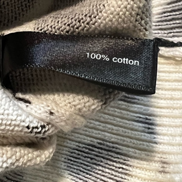 The Limited Button Up Cardigan 100% Cotton Size Medium  3/4” Sleeves - Picture 7 of 7